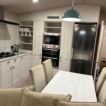 Stunning Mini Lodge With Sea View Filey Esterno foto