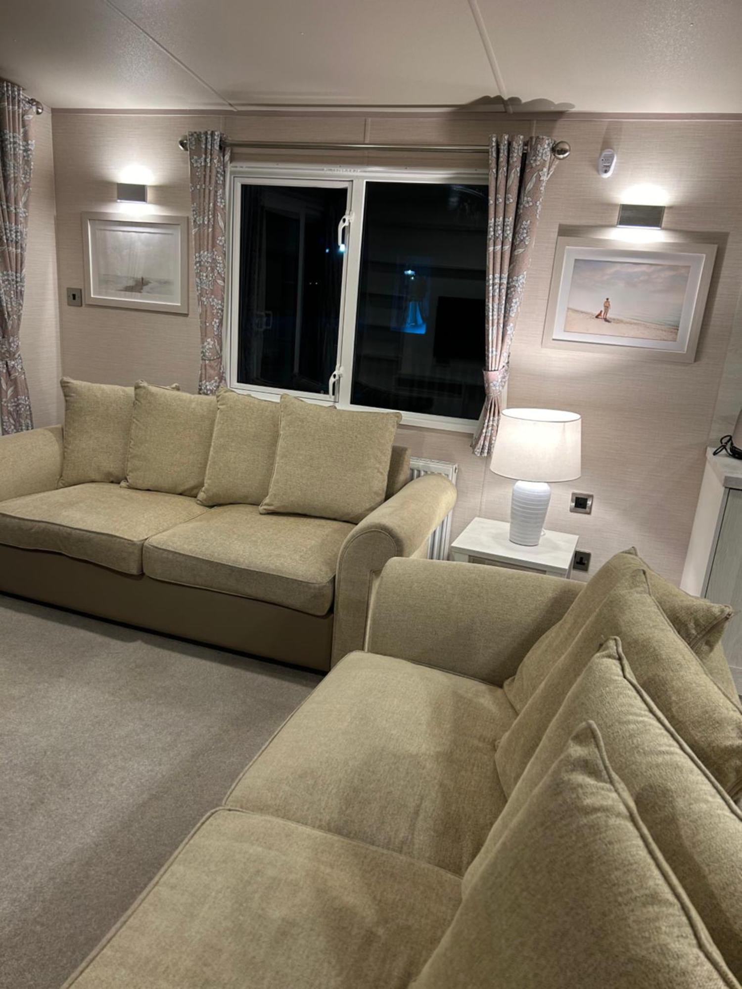 Stunning Mini Lodge With Sea View Filey Esterno foto